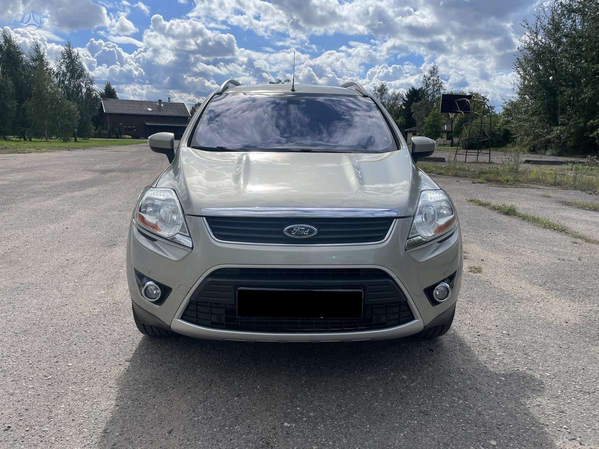 Ford Kuga 2009 — rear view
