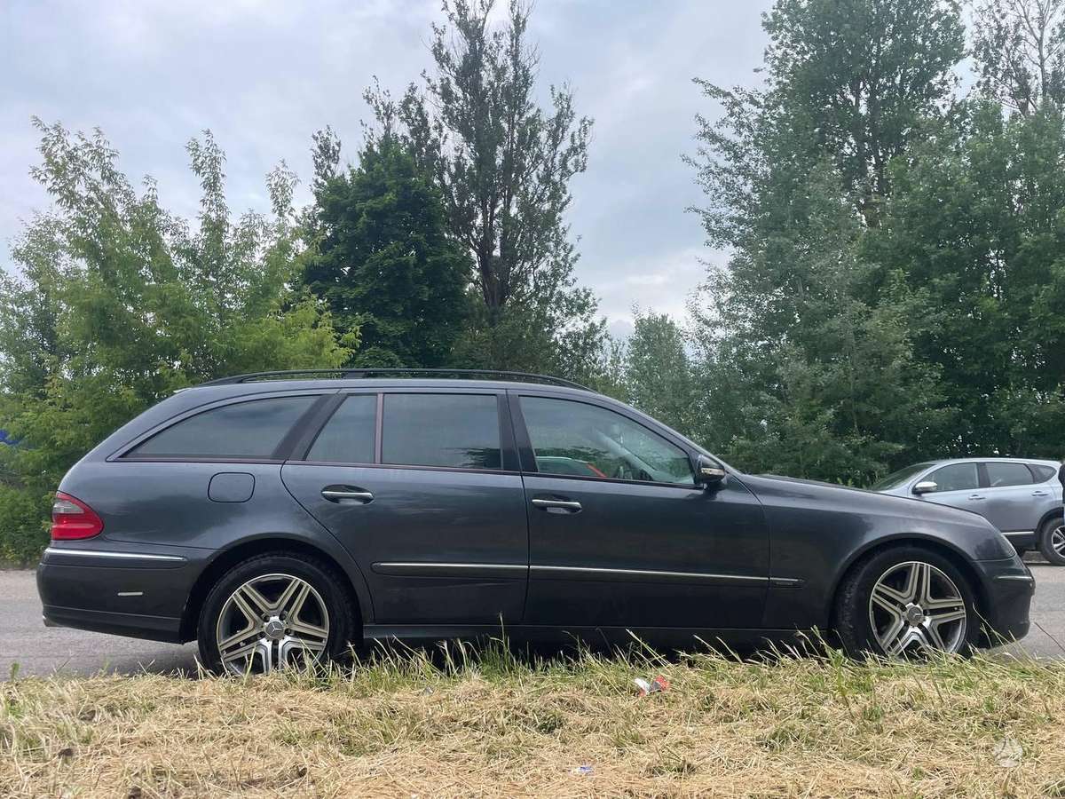 Mercedes-Benz E280 2008 — двигун 2987 cm³, 190 HP (140kW)
