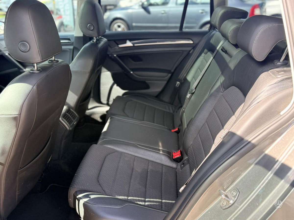 Volkswagen Golf 2015 — photo 10