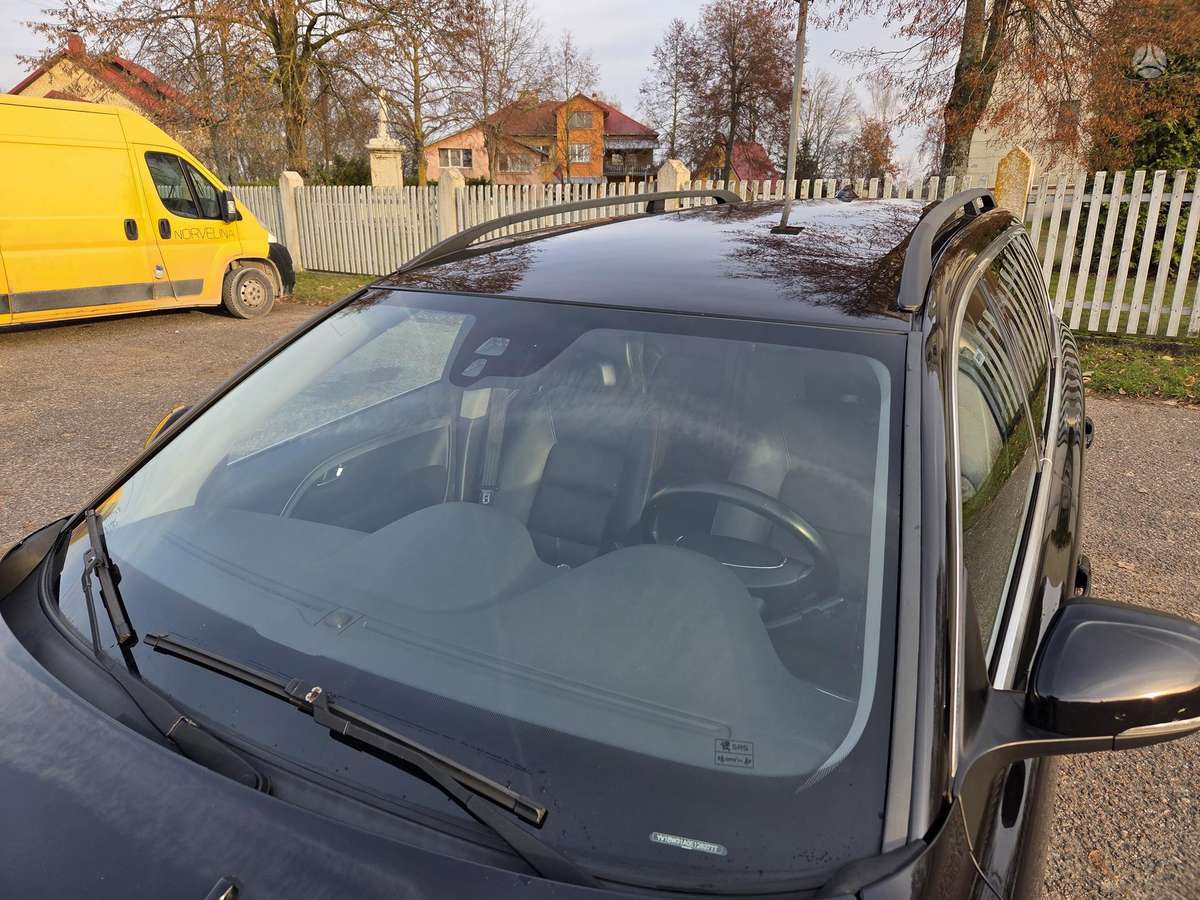 Volvo V70 2014 — photo 11