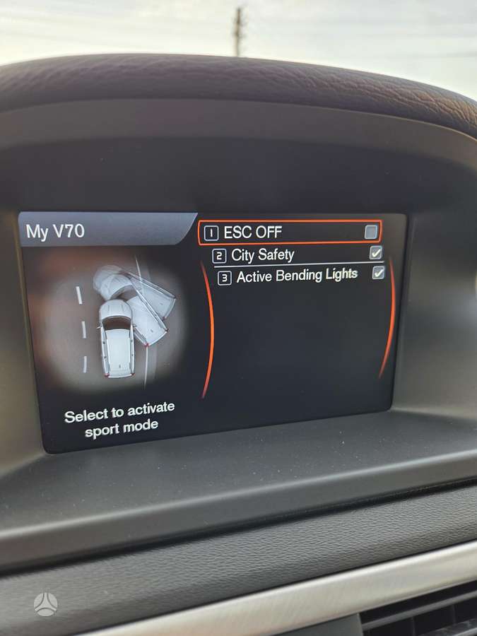 Volvo V70 2014 — photo 17