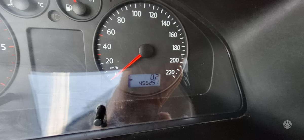 Volkswagen Caravelle 2007 — photo 16