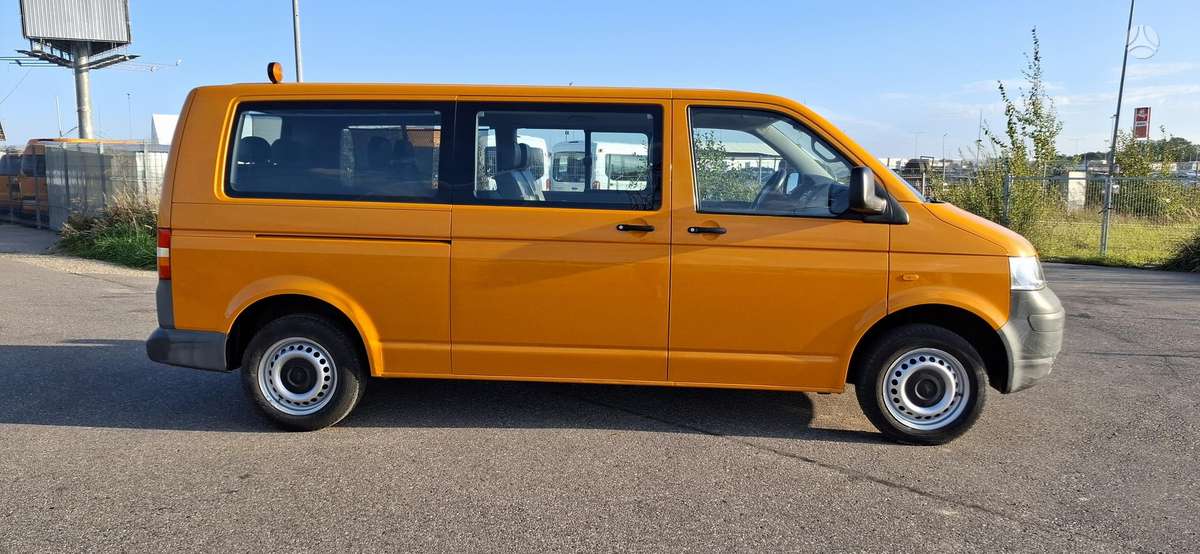 Volkswagen Caravelle 2007 — photo 6