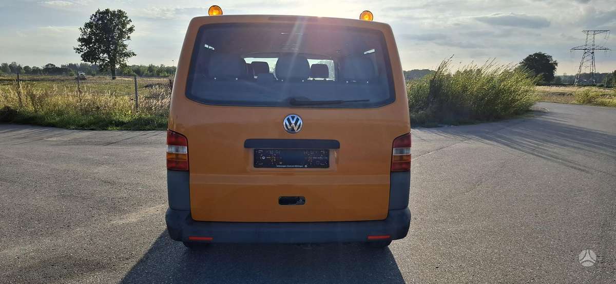 Volkswagen Caravelle 2007 — photo 7