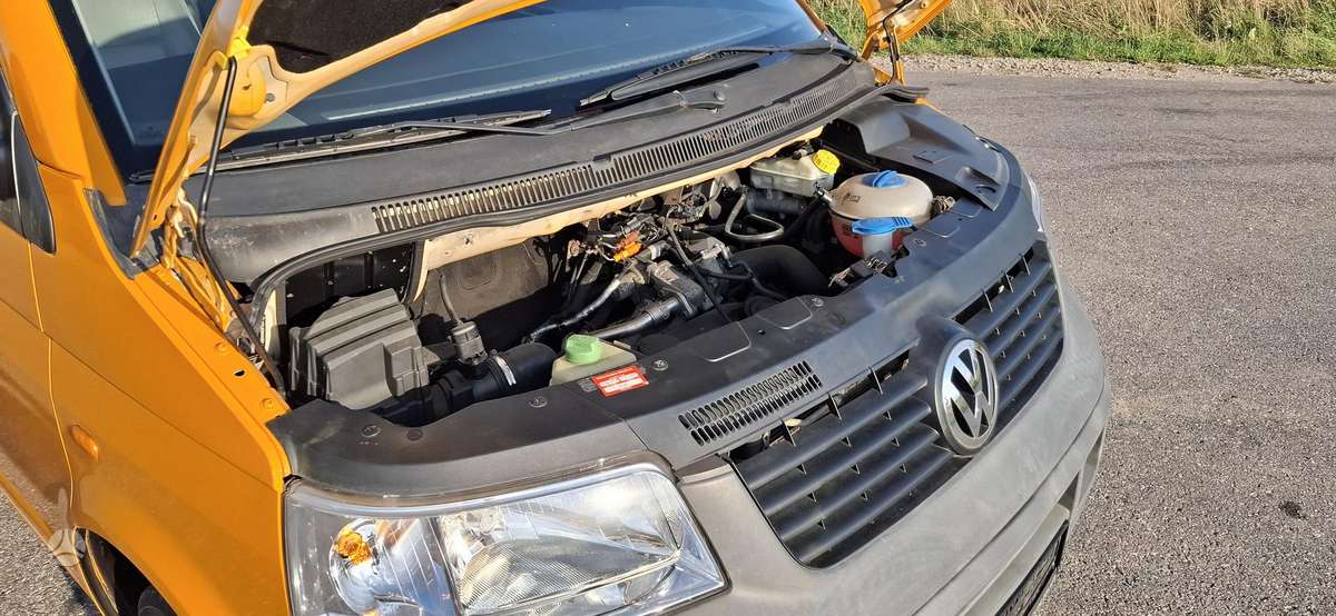 Volkswagen Caravelle 2007 — photo 8