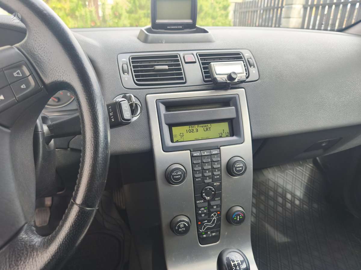 Volvo V50 2006 — двигун 1560 cm³, 109 HP (80kW)