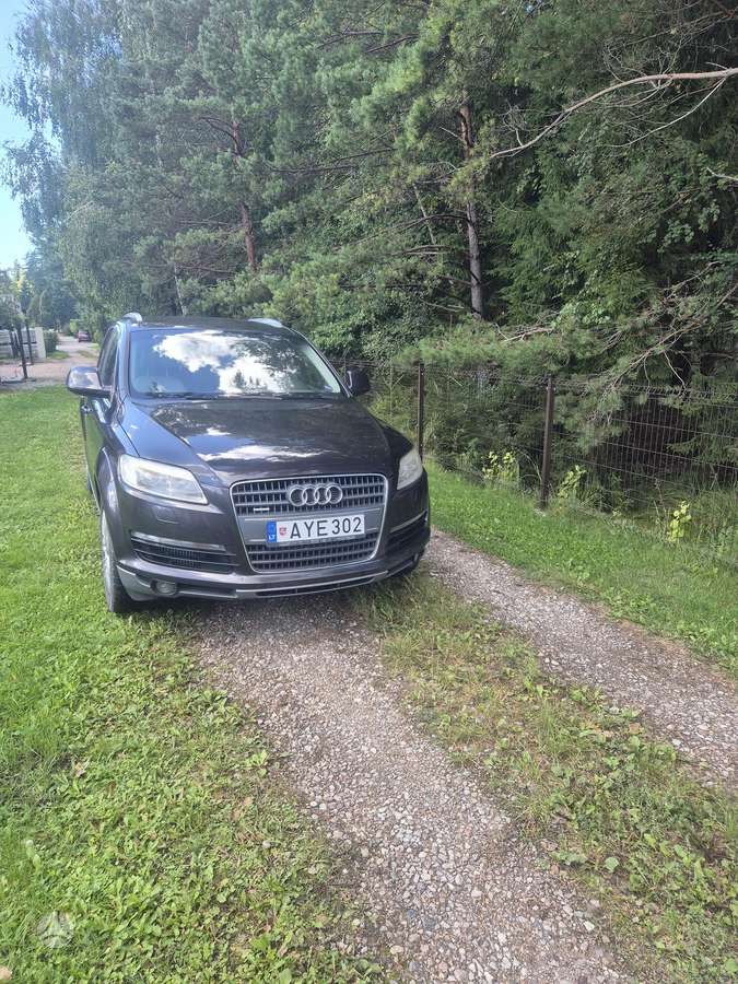 Audi Q7 2008 — photo 13