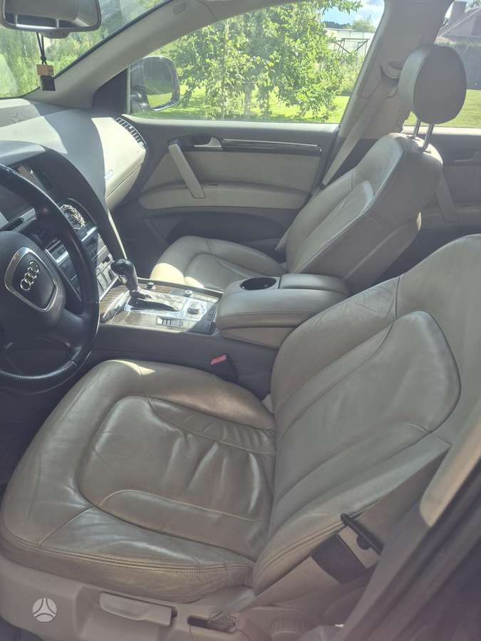 Audi Q7 2008 — photo 8