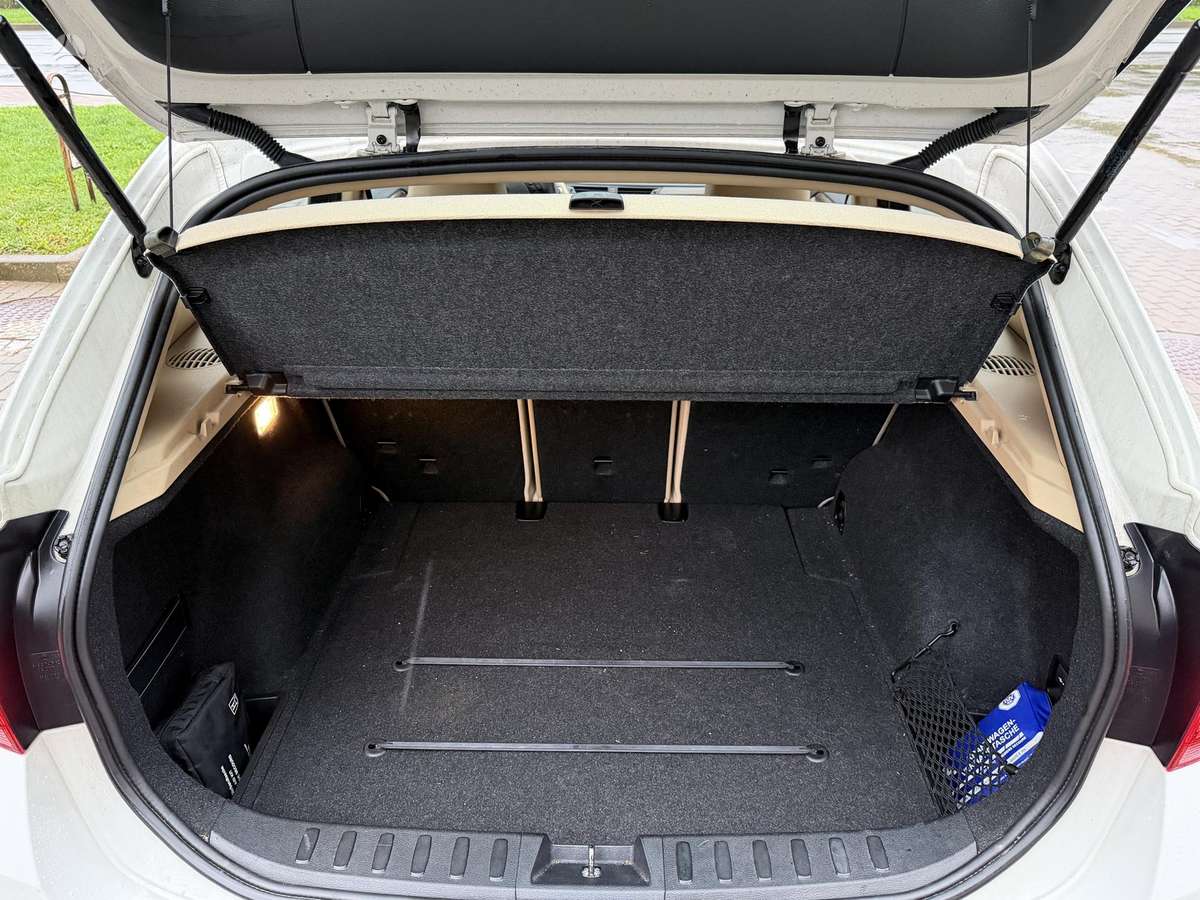 BMW X1 2014 — фото 15