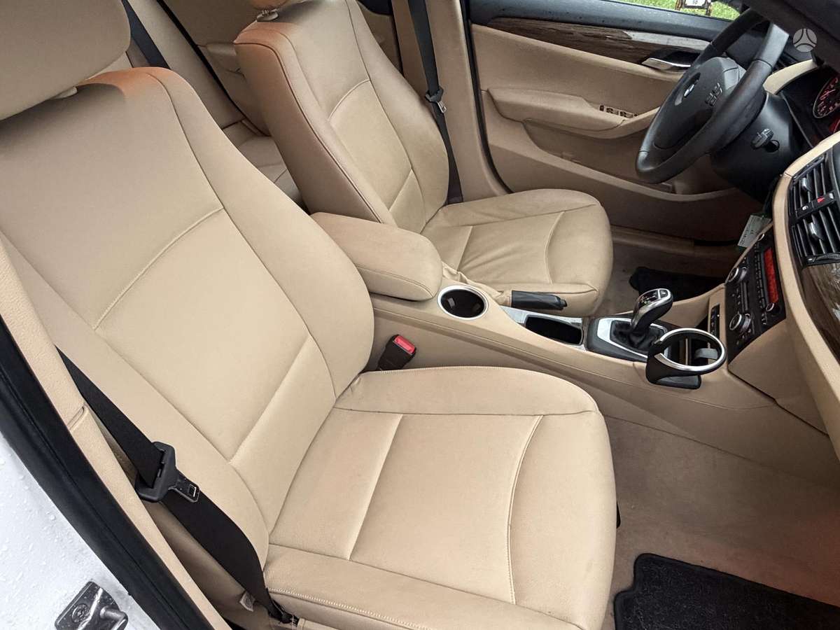BMW X1 2014 — фото 18