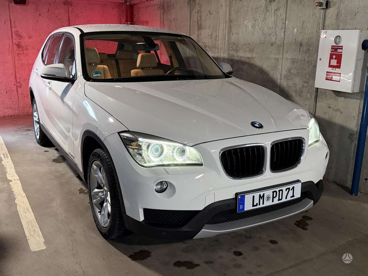 BMW X1 2014 — фото 23