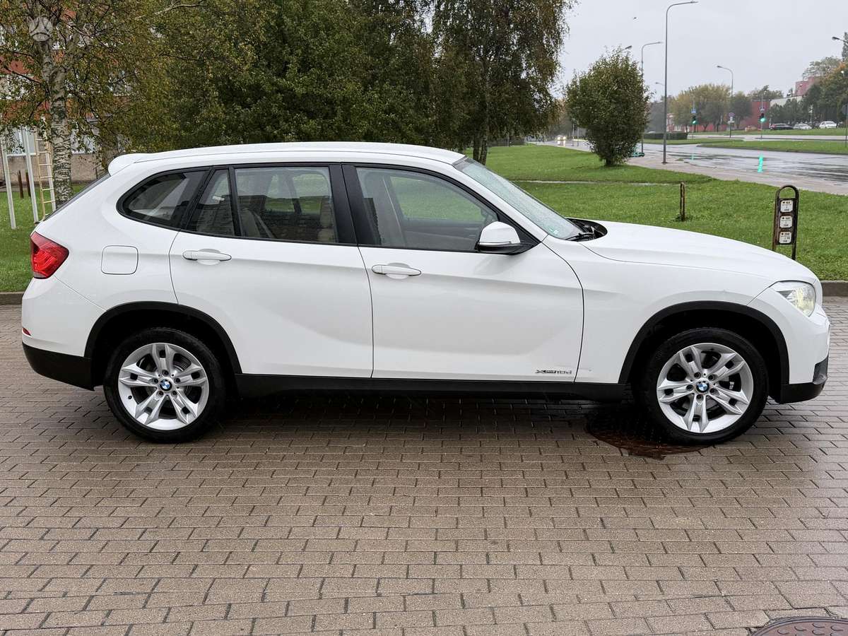 BMW X1 2014 — фото 6