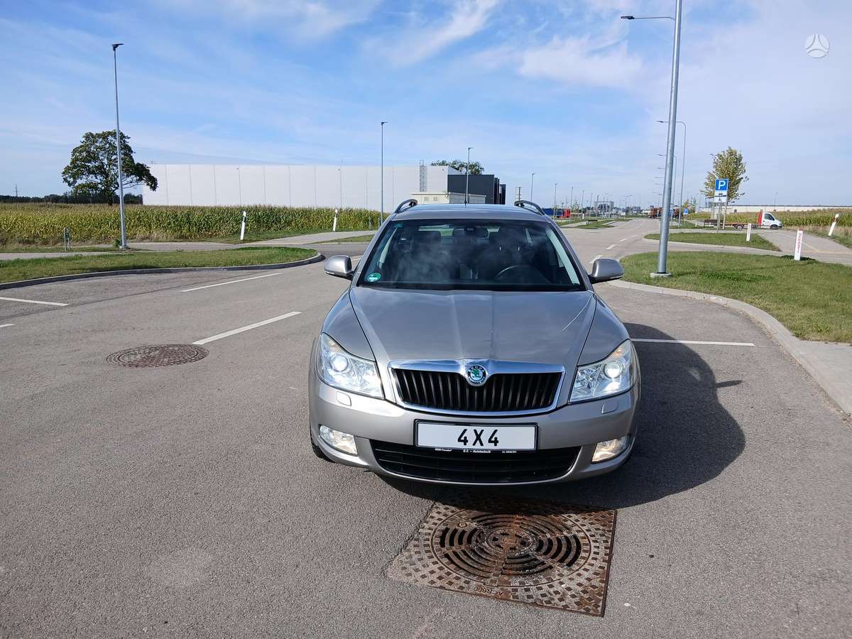 Skoda Octavia 2009 — photo 18