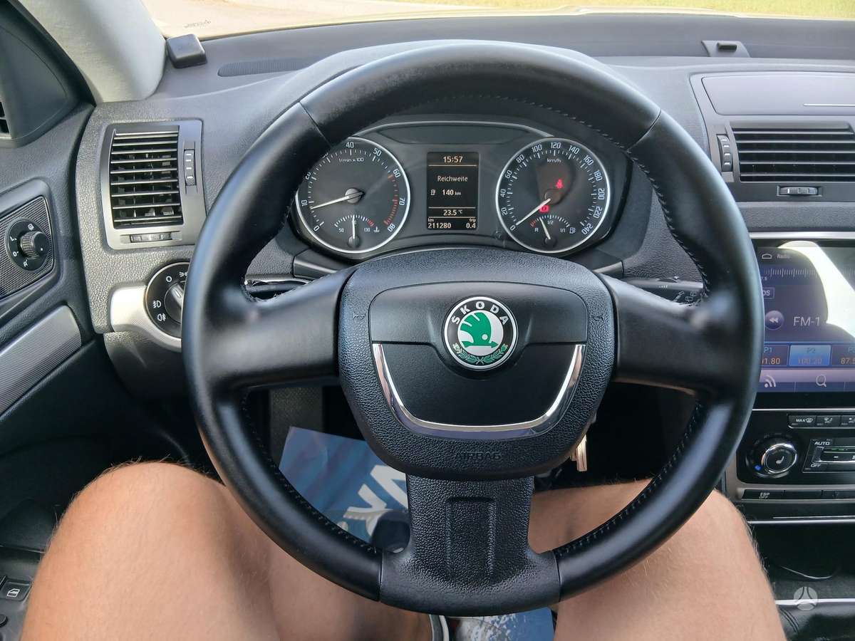 Skoda Octavia 2009 — photo 28