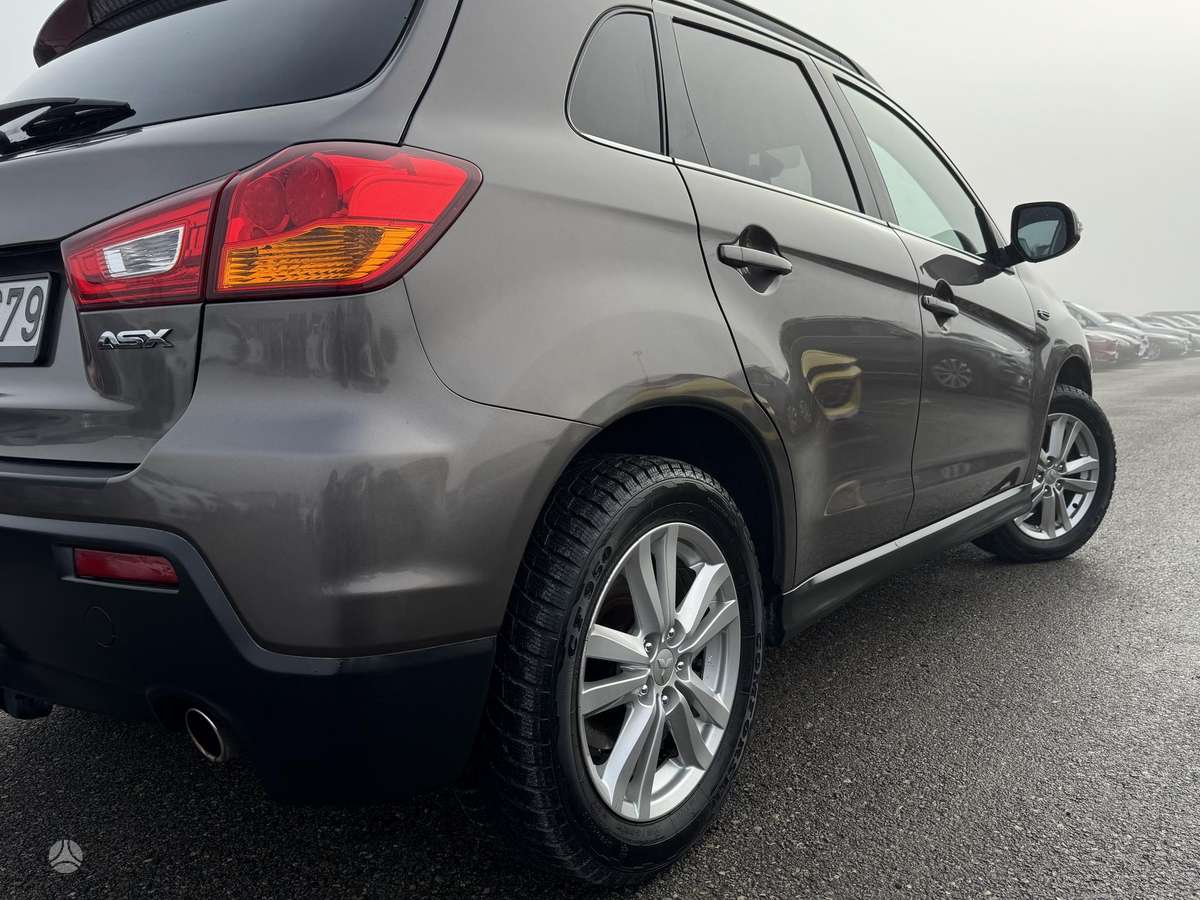 Mitsubishi ASX 2010 — photo 15