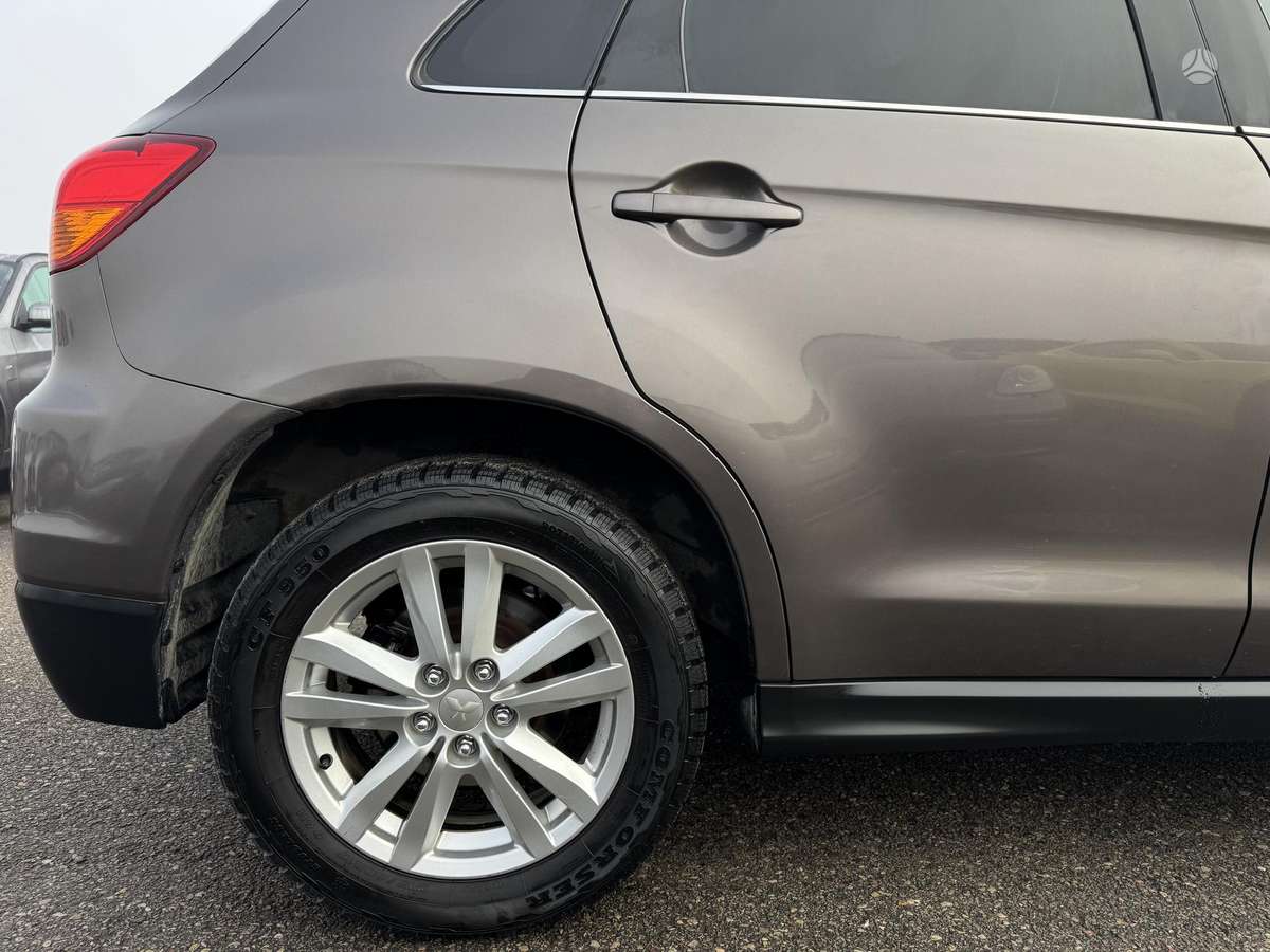Mitsubishi ASX 2010 — photo 19