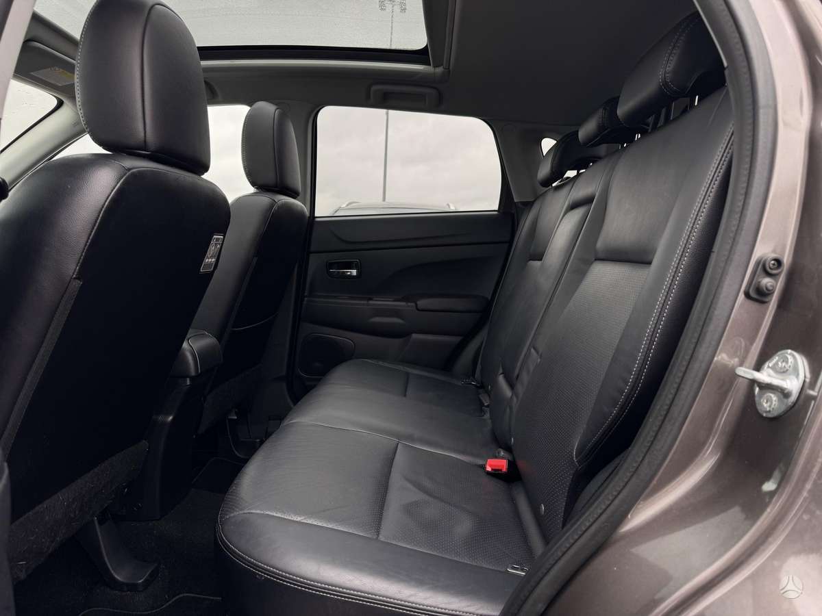 Mitsubishi ASX 2010 — photo 25