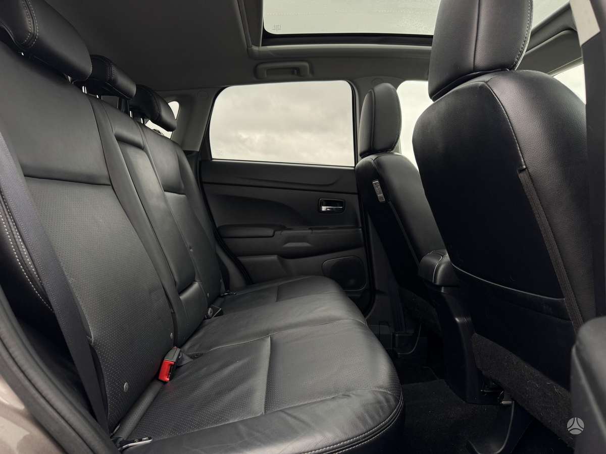 Mitsubishi ASX 2010 — photo 26