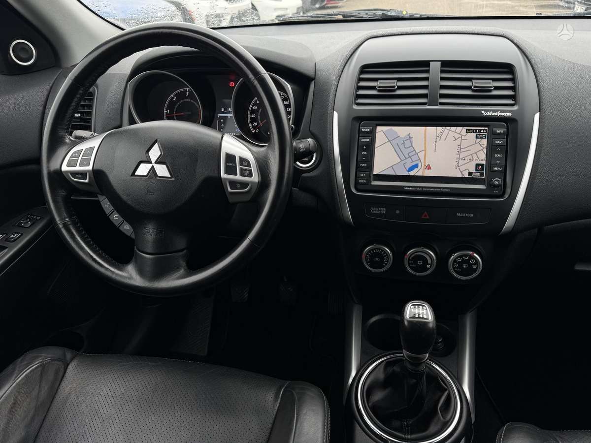 Mitsubishi ASX 2010 — photo 31