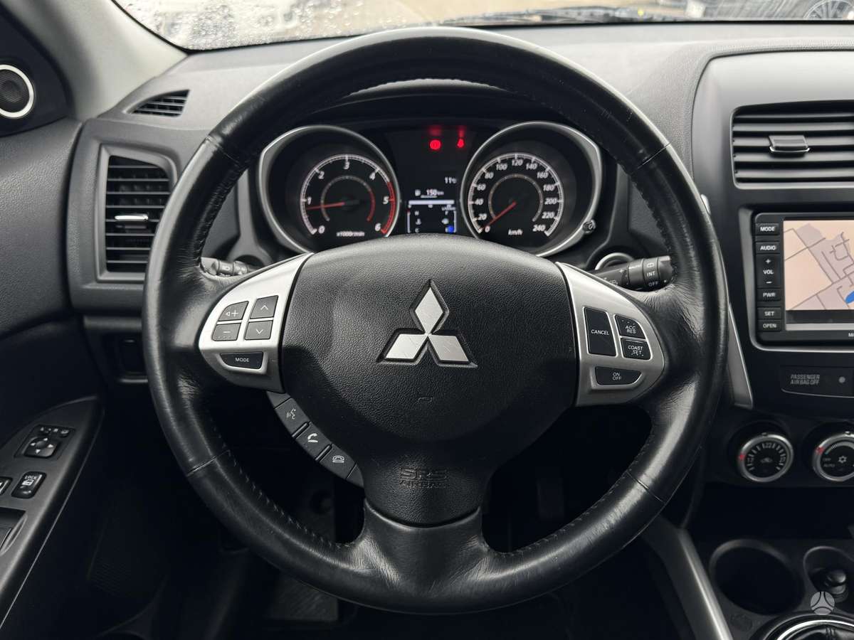 Mitsubishi ASX 2010 — photo 32