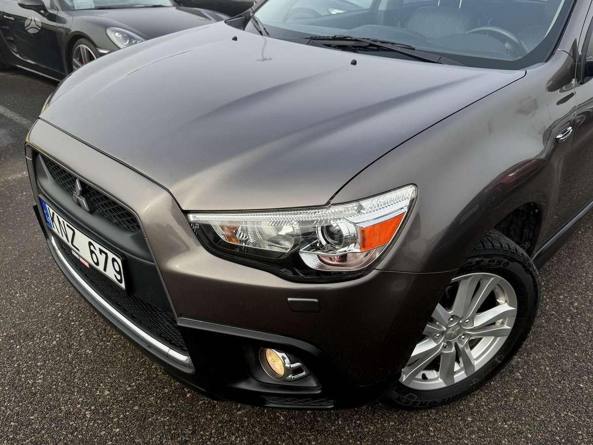 Mitsubishi ASX 2010 — engine 1798 cm³, 116 HP (85kW)