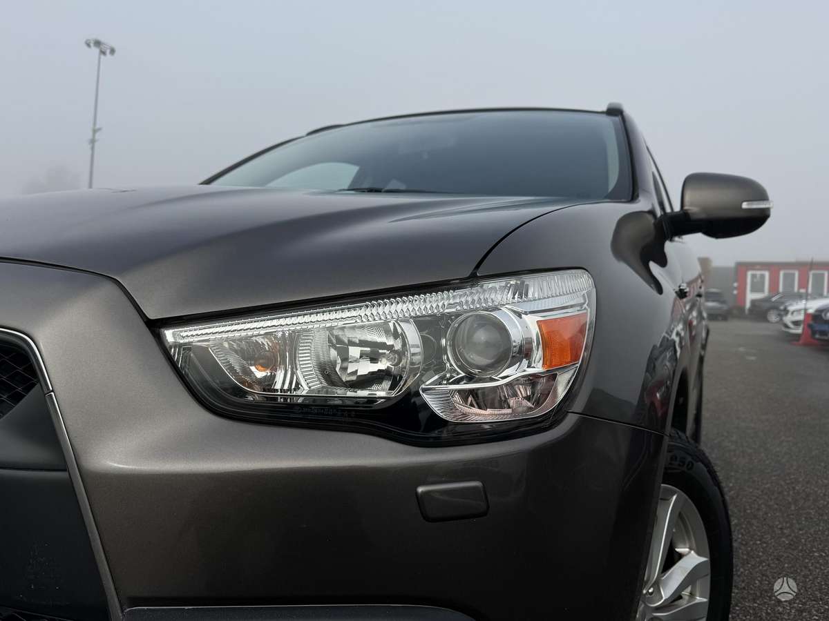 Mitsubishi ASX 2010 — photo 6