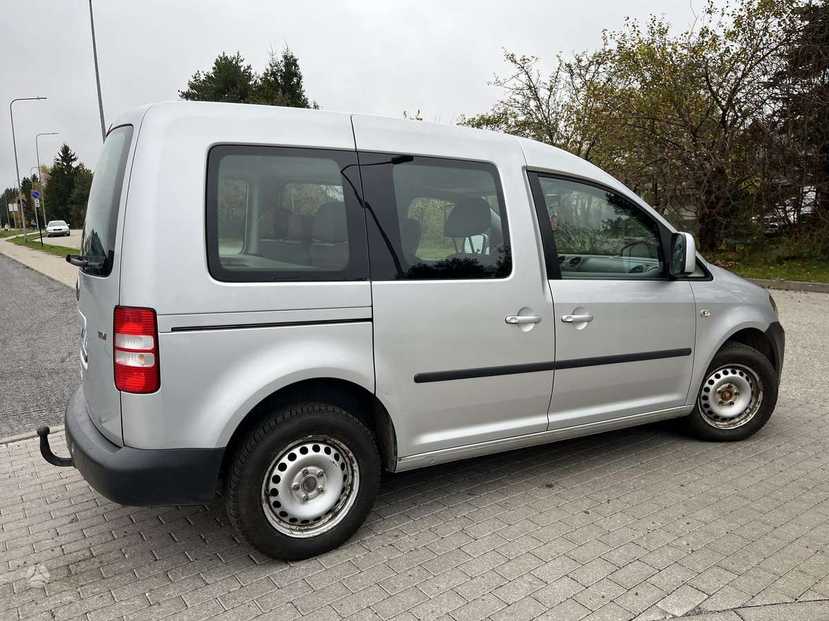 Volkswagen Caddy 2013 — photo 7
