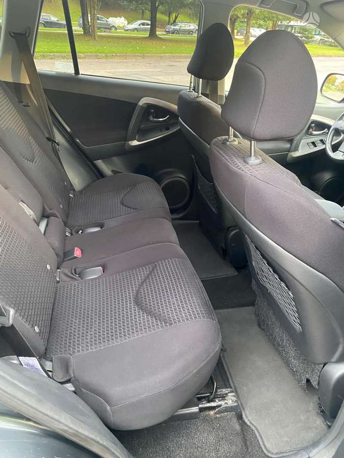 Toyota RAV4 2008 — photo 7