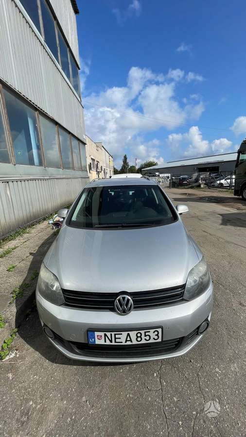 Volkswagen Golf, 2011