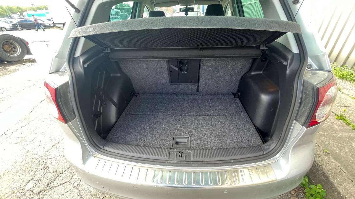 Volkswagen Golf 2011 — photo 10