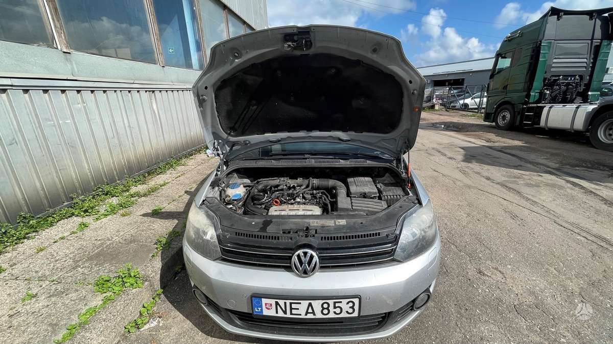 Volkswagen Golf 2011 — photo 5