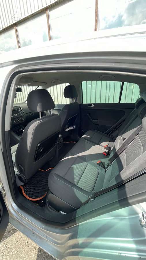Volkswagen Golf 2011 — photo 9