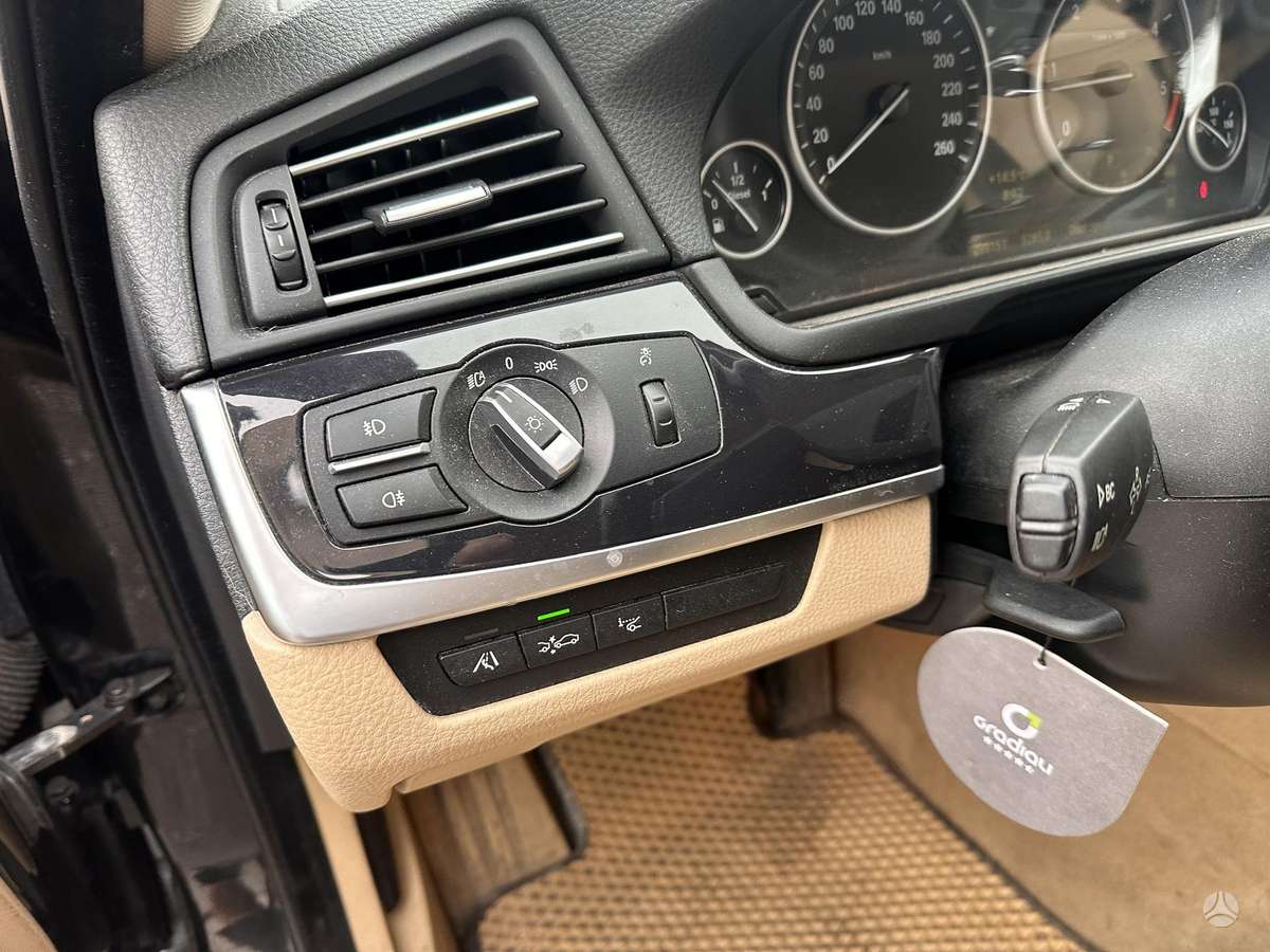 BMW 535 2010 — photo 10