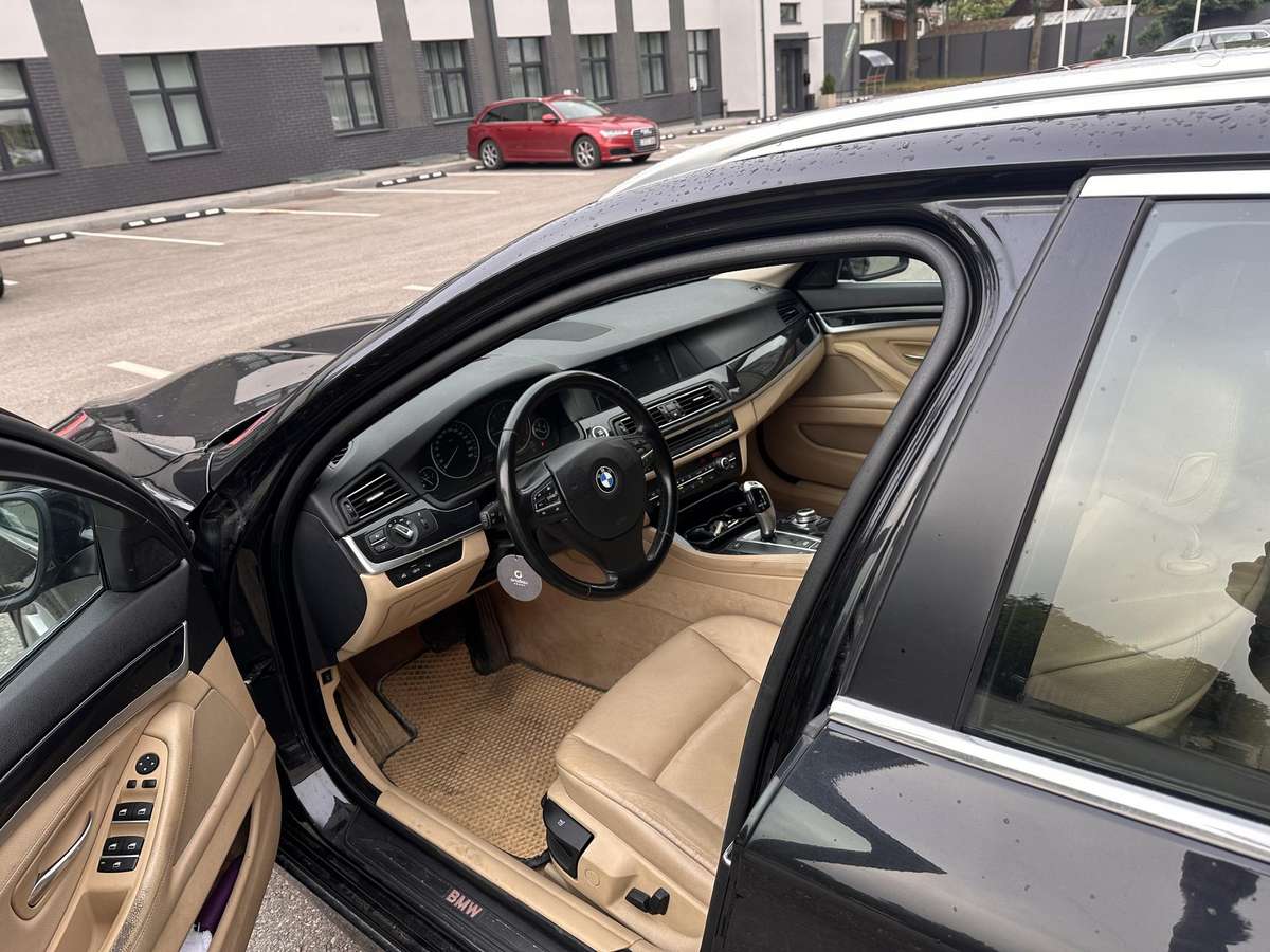 BMW 535 2010 — photo 9