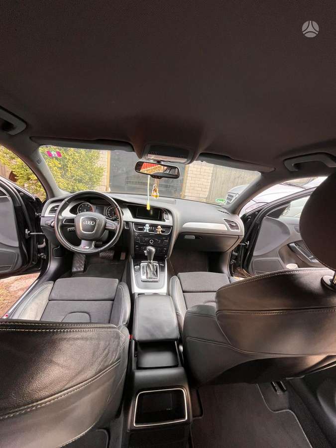 Audi A4 2010 — photo 7