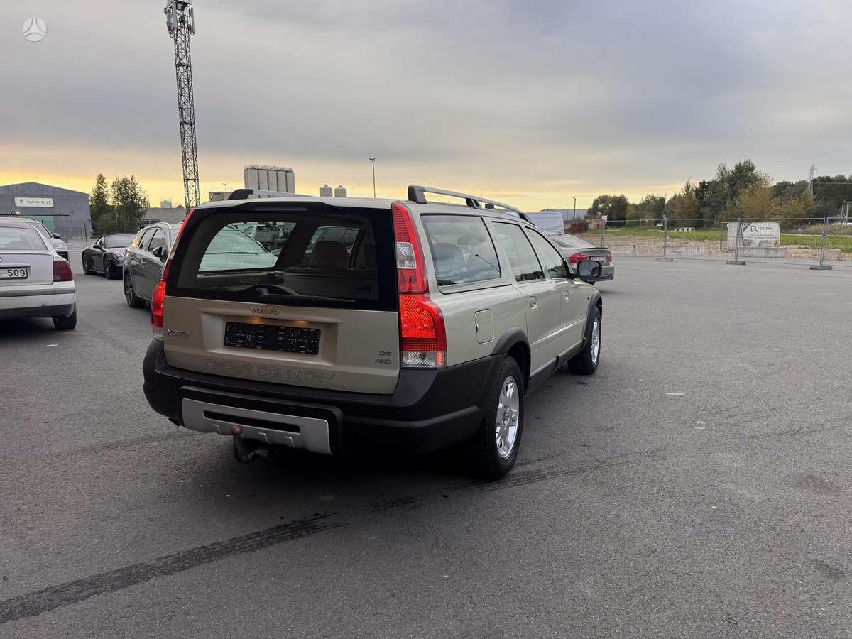 Volvo XC70 2006 — photo 13