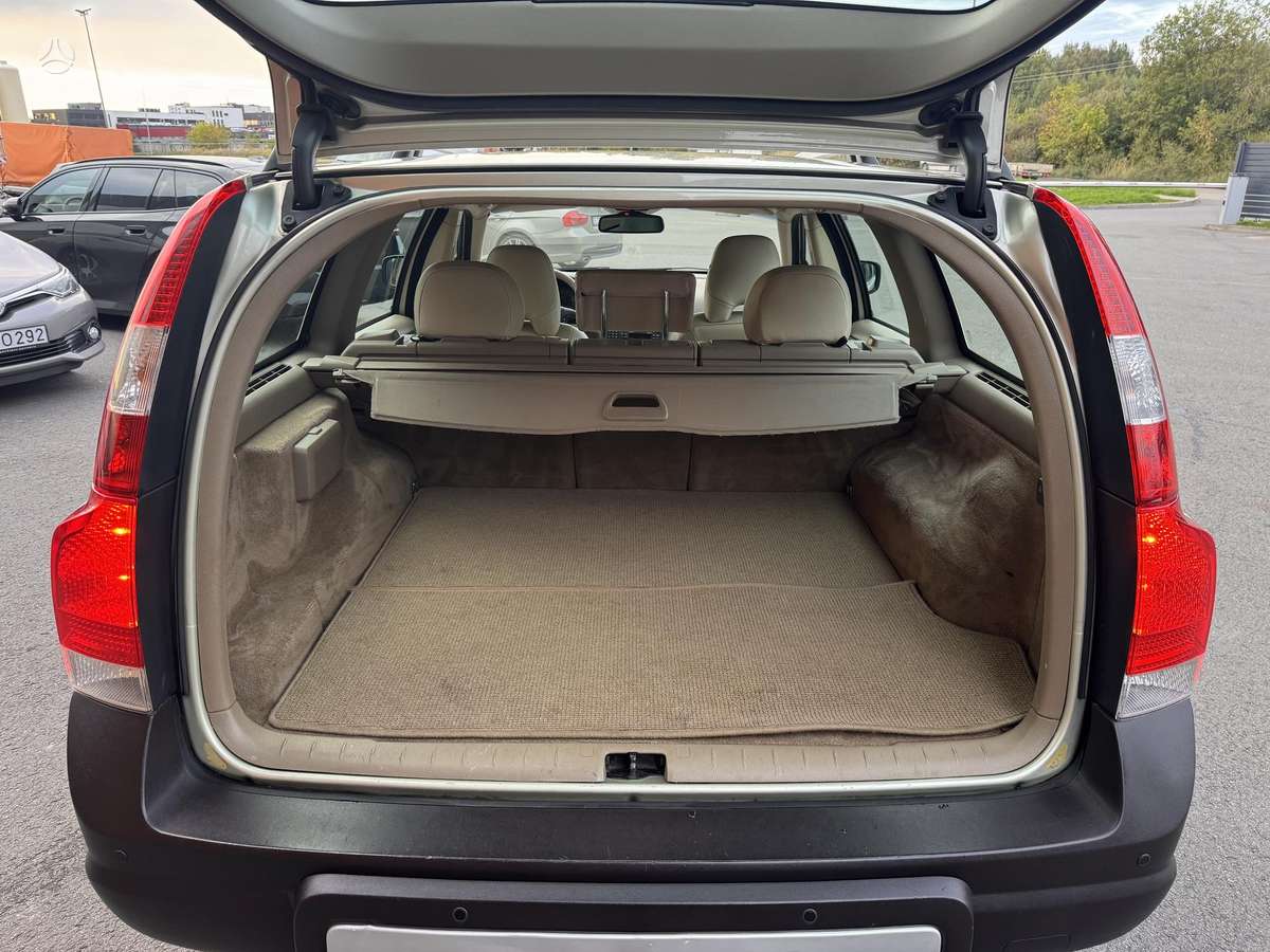 Volvo XC70 2006 — photo 22