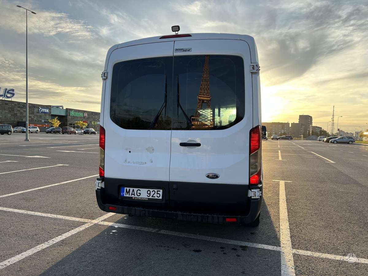 Ford Transit 2015 — interior