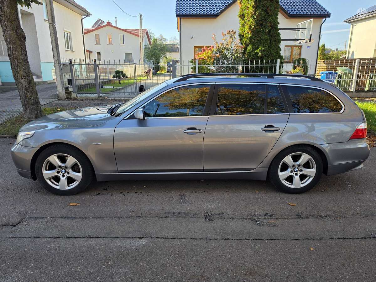 BMW 530 2007 — двигун 2993 cm³, 231 HP (170kW)