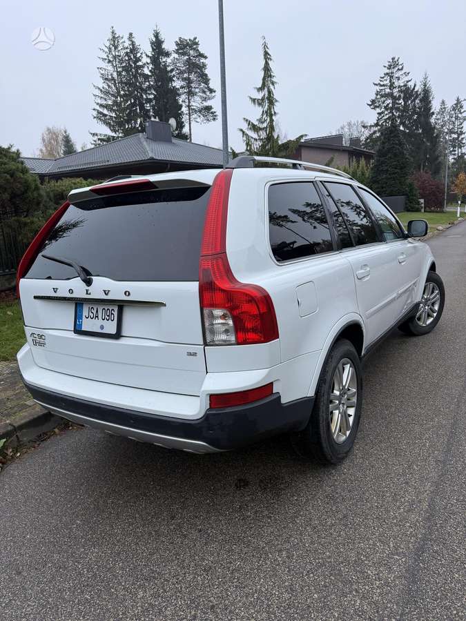 Volvo XC90 2010 — photo 5