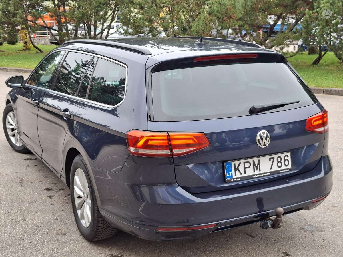 Volkswagen Passat 2015 — салон