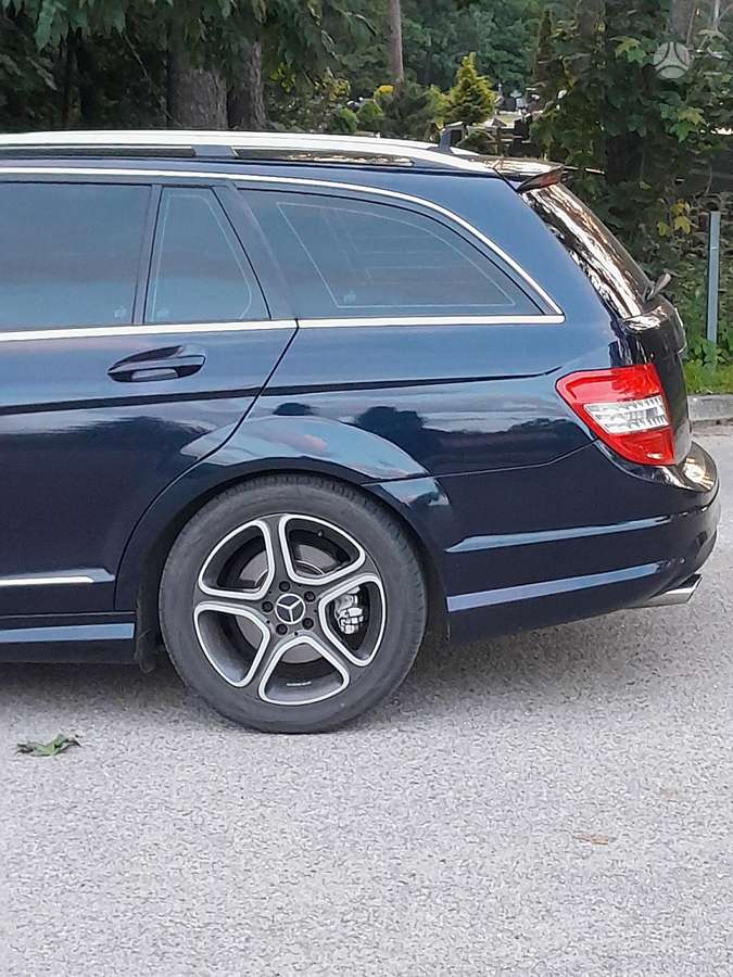 Mercedes-Benz C250 2010 — photo 5