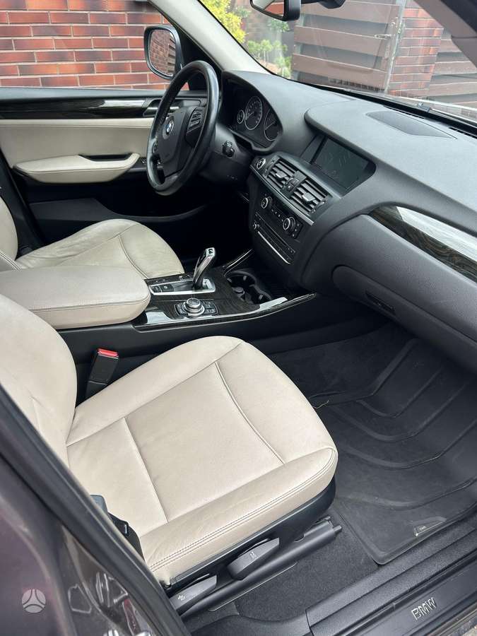 BMW X3 2012 — photo 12