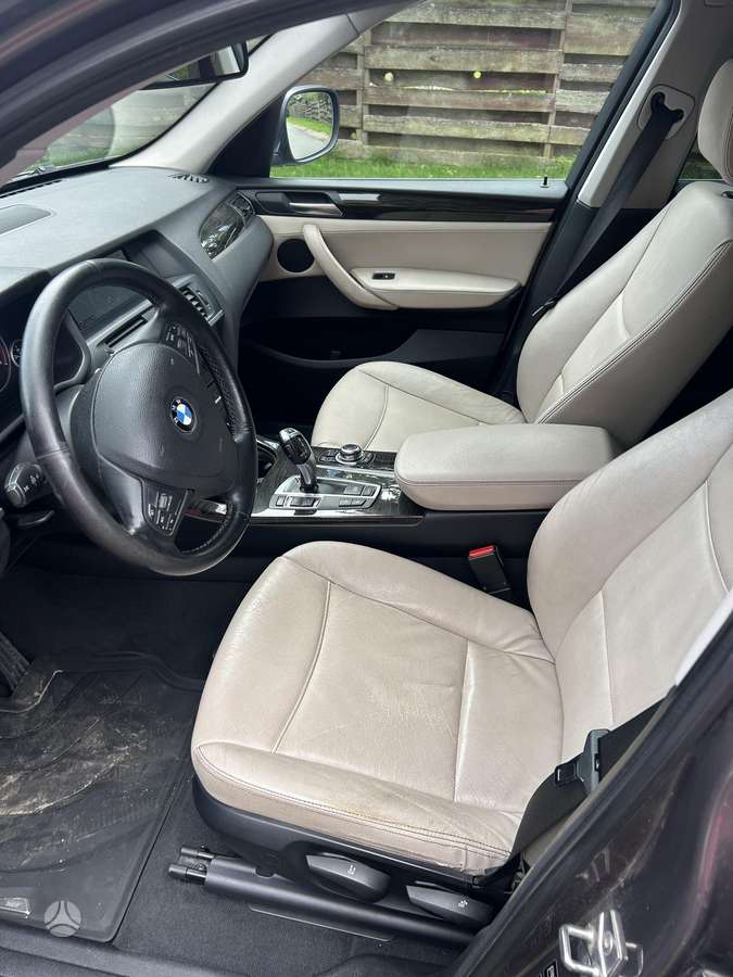 BMW X3 2012 — photo 7