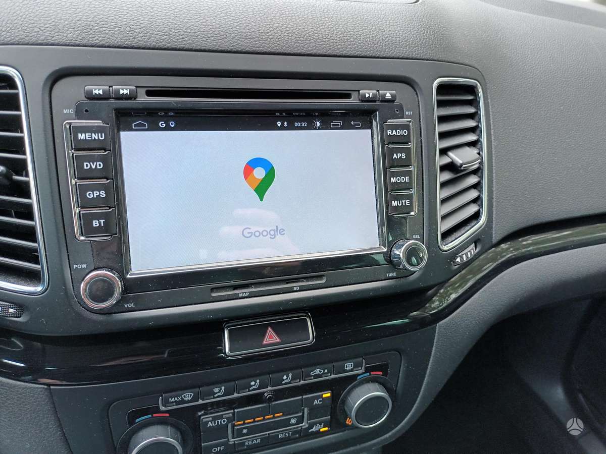 Seat Alhambra 2012 — photo 12