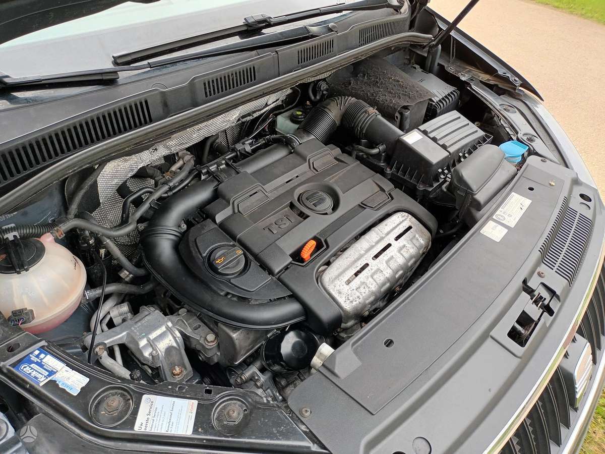 Seat Alhambra 2012 — photo 21