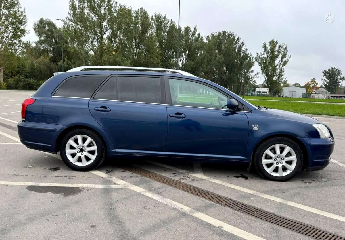 Toyota Avensis 2005 — photo 10