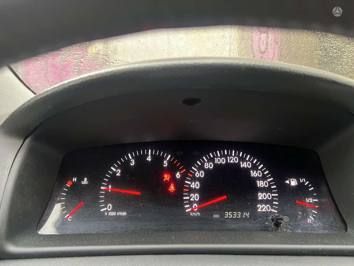 Toyota Corolla 2005 — photo 11