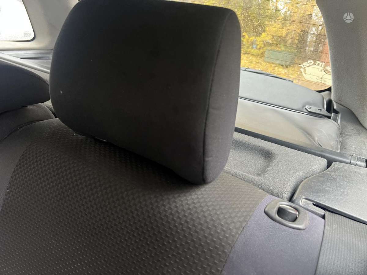 Toyota Corolla 2005 — photo 12