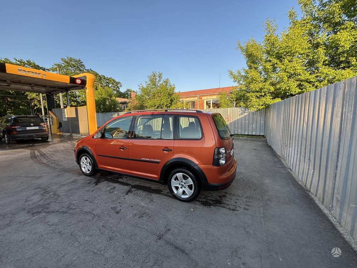 Volkswagen Touran, 2007